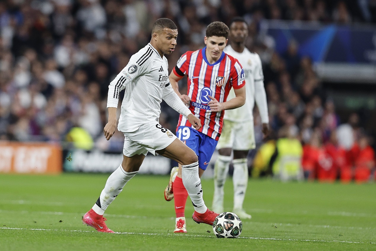 九游游戏盒-亚冠赛程吃紧,马德里竞技赛前止住颓势,引发热议,数据趋势出现新变化-九游游戏盒